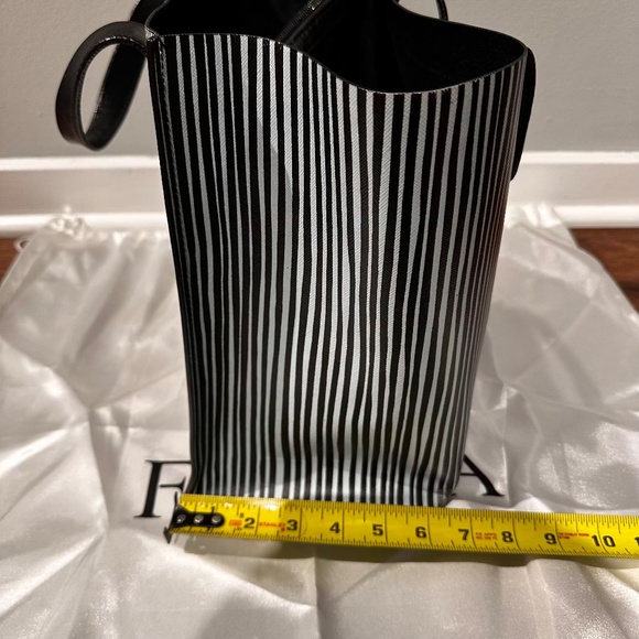 Rare! Furla Divide-it Tote Black and White Striped Medium Sized Shopper Tote Bag - Picture 12 of 13